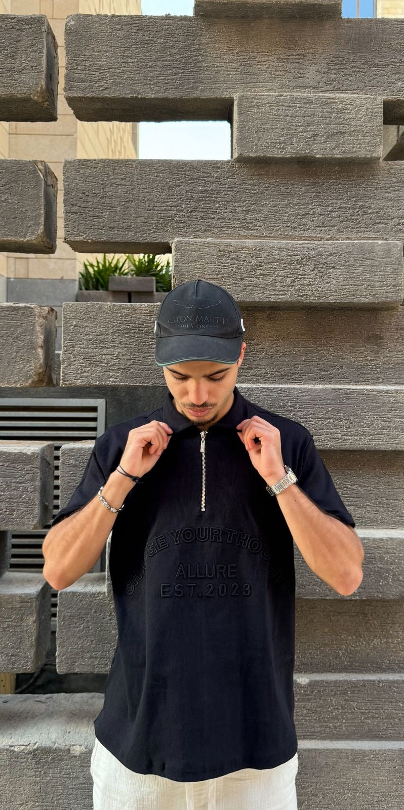 Change your thoughts black T